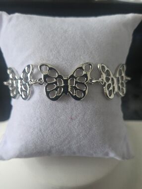 Paparazzi Put A Wing On It Silver Bracelet NWT